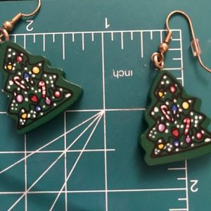 Vintage lightweight Christmas tree pierced earring dual sided